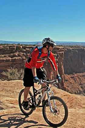 Francois-Xavier gagnon - guide d'aventure - vélo de montagne - Chinook Aventure